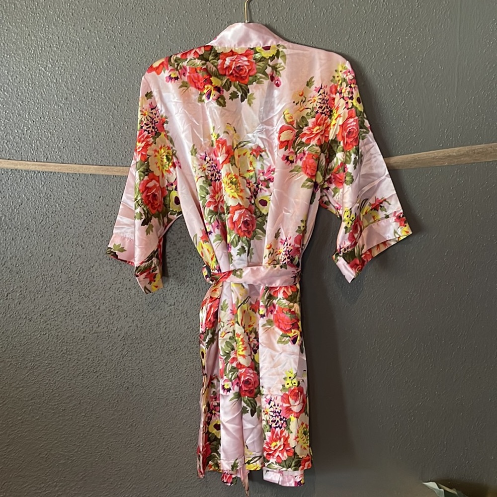 Miss to Mrs Pink Silk Floral Robe - Picture 9 of 14